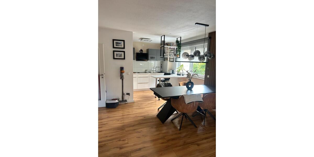 Etagenwohnung Fürstenfeldbruck - 3 Zimmer, 15 m&sup2;, 400&euro; | Angebot:24781178