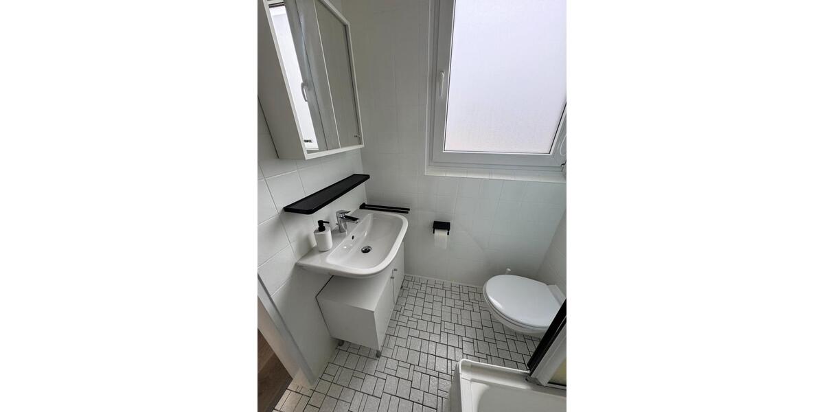 Dachgeschoßwohnung Koblenz Bisholder - 1 Zimmer, 25 m&sup2;, 800&euro; | Angebot:25163302