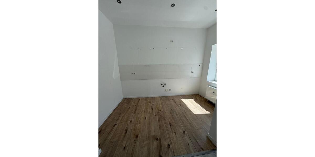 Erdgeschoßwohnung Völklingen - 4 Zimmer, 100 m&sup2;, 650&euro; | Angebot:26503369