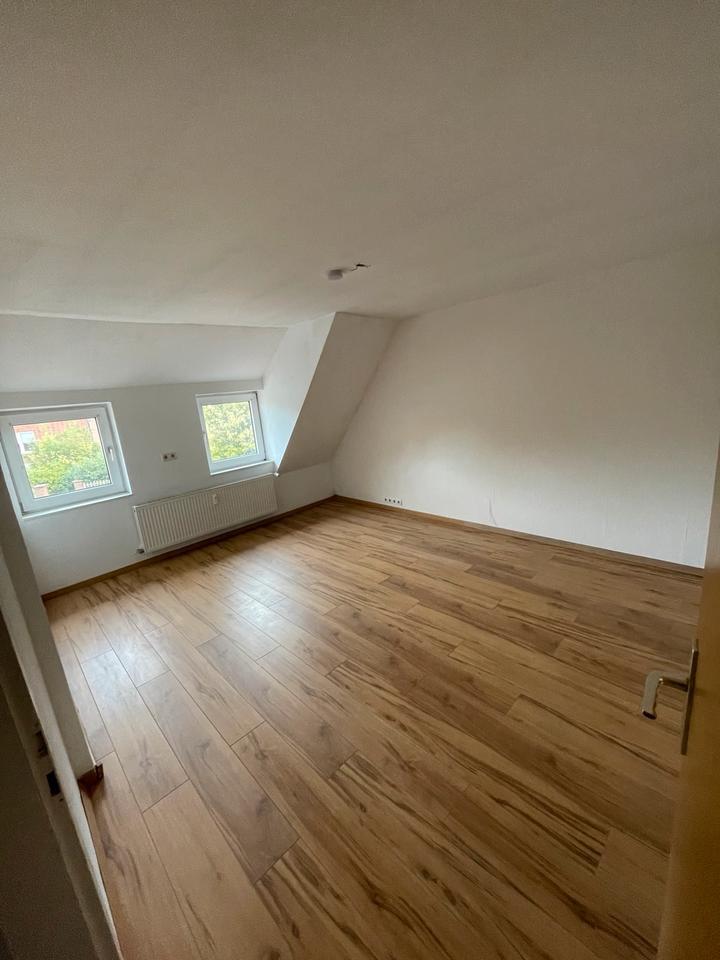 4-Zimmer Wohnung mit Einbauküche 90qm