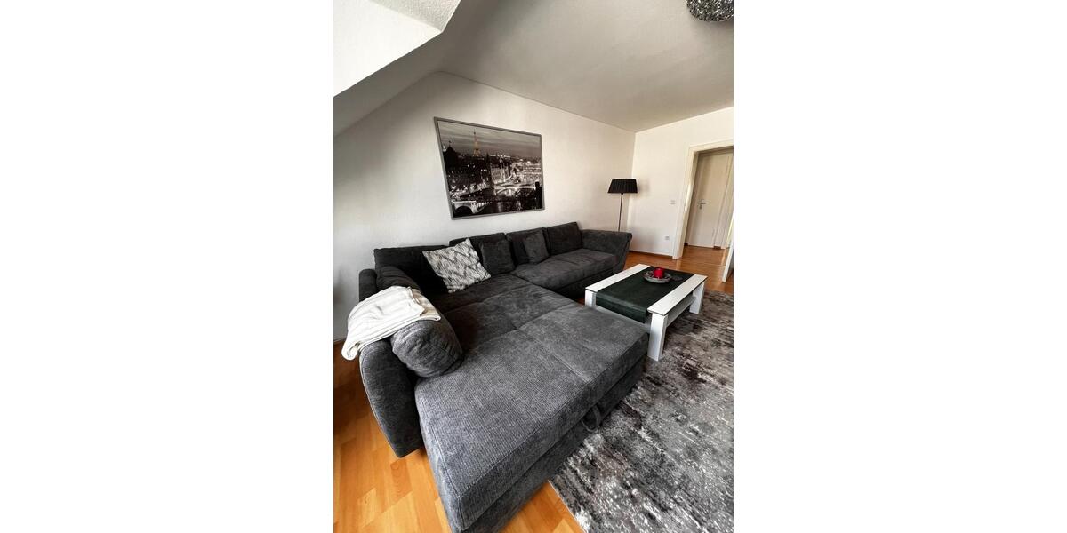 Etagenwohnung Neuss - 3 Zimmer, 75 m&sup2;, 1.780&euro; | Angebot:24363893
