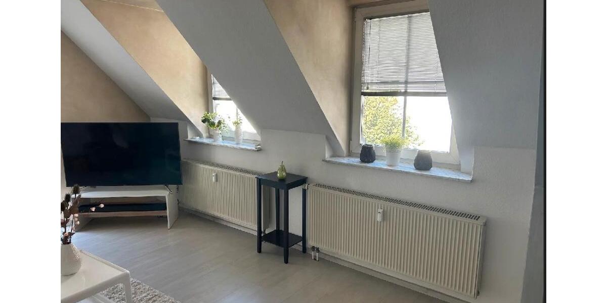 Dachgeschoßwohnung Hochheim am Main - 2 Zimmer, 72 m&sup2;, 870&euro; | Angebot:26232513