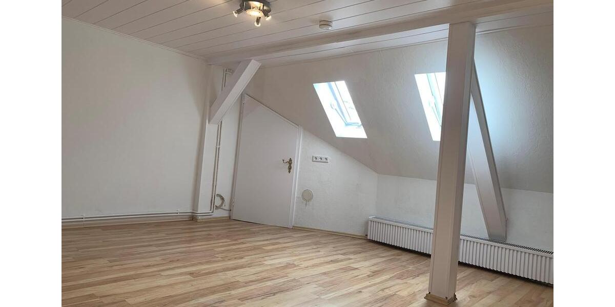 Dachgeschoßwohnung Fränkisch-Crumbach Crumbach - 3 Zimmer, 70 m&sup2;, 730&euro; | Angebot:25647153