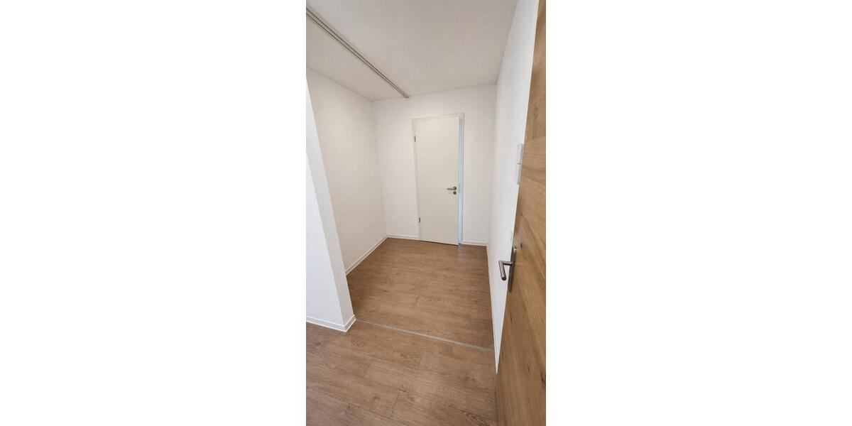 Erdgeschoßwohnung Kolbermoor - 3 Zimmer, 94 m&sup2;, 1.505&euro; | Angebot:26596103