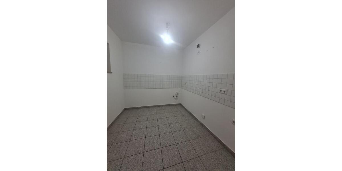 Dachgeschoßwohnung Mühlhausen (Thüringen) - 1 Zimmer, 42 m&sup2;, 285&euro; | Angebot:26561605