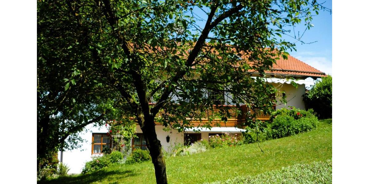 Terrassenwohnung Bad Griesbach im Rottal - 3 Zimmer, 109 m&sup2;, 740&euro; | Angebot:24624915