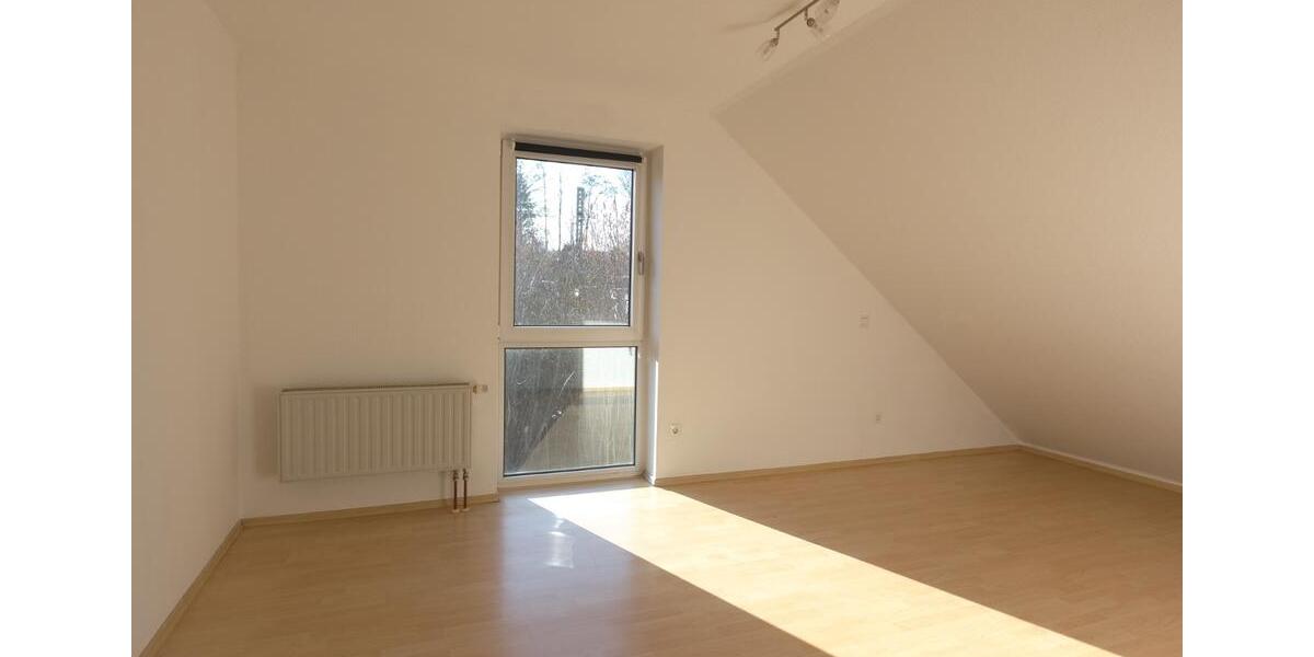 Dachgeschoßwohnung Bad Camberg - 2 Zimmer, 74 m&sup2;, 890&euro; | Angebot:26688916