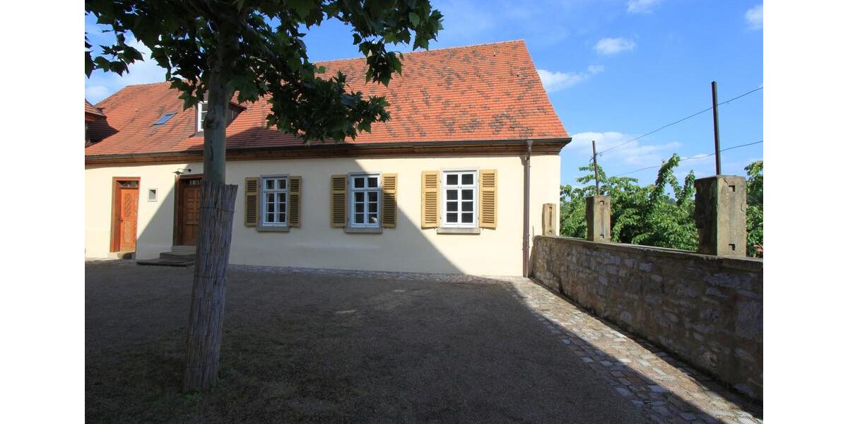 Einfamilienhaus Bad Wimpfen - 9 Zimmer, 252 m&sup2;, 1.950&euro; | Angebot:19418069