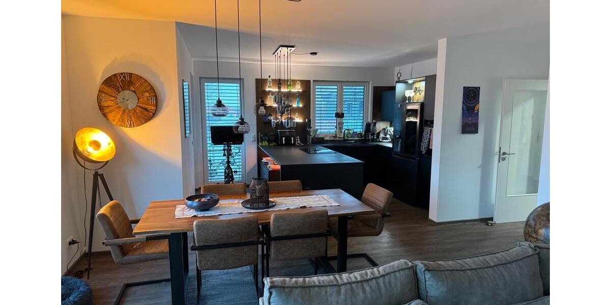 Einfamilienhaus Helpsen - 4 Zimmer, 150 m&sup2;, 1.500&euro; | Angebot:24559380