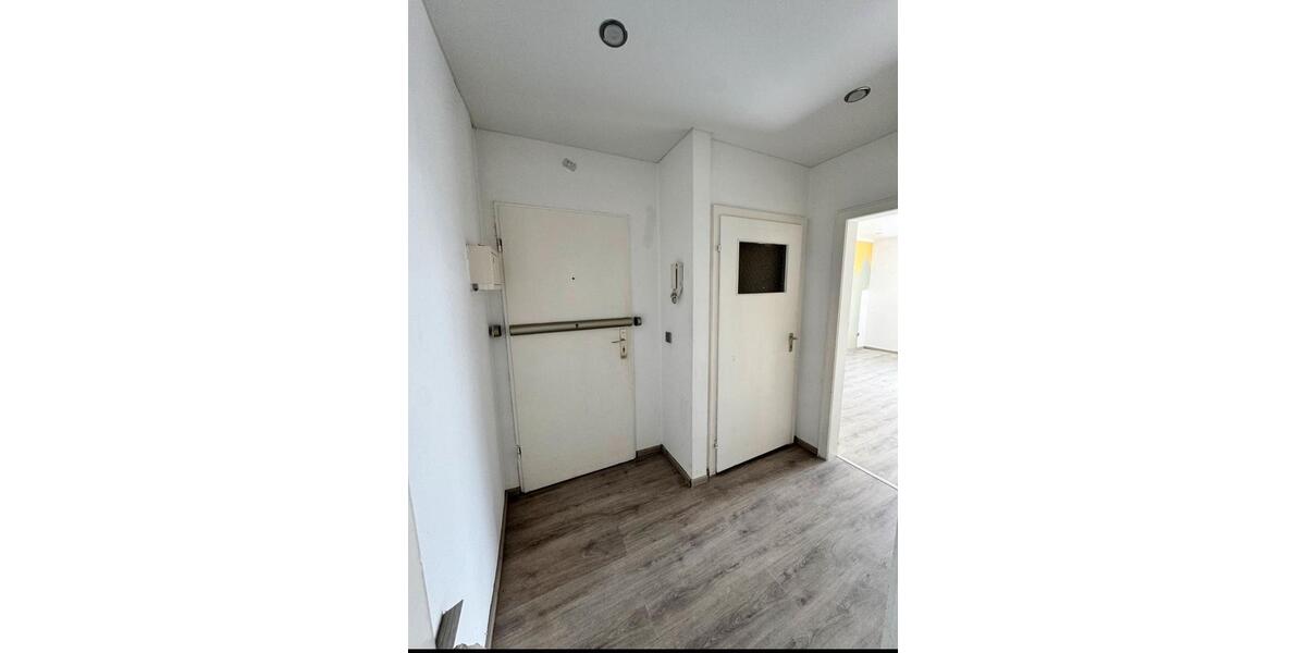 Etagenwohnung Düsseldorf Stadtbezirk 10 - 3 Zimmer, 73 m&sup2;, 1.420&euro; | Angebot:24623780