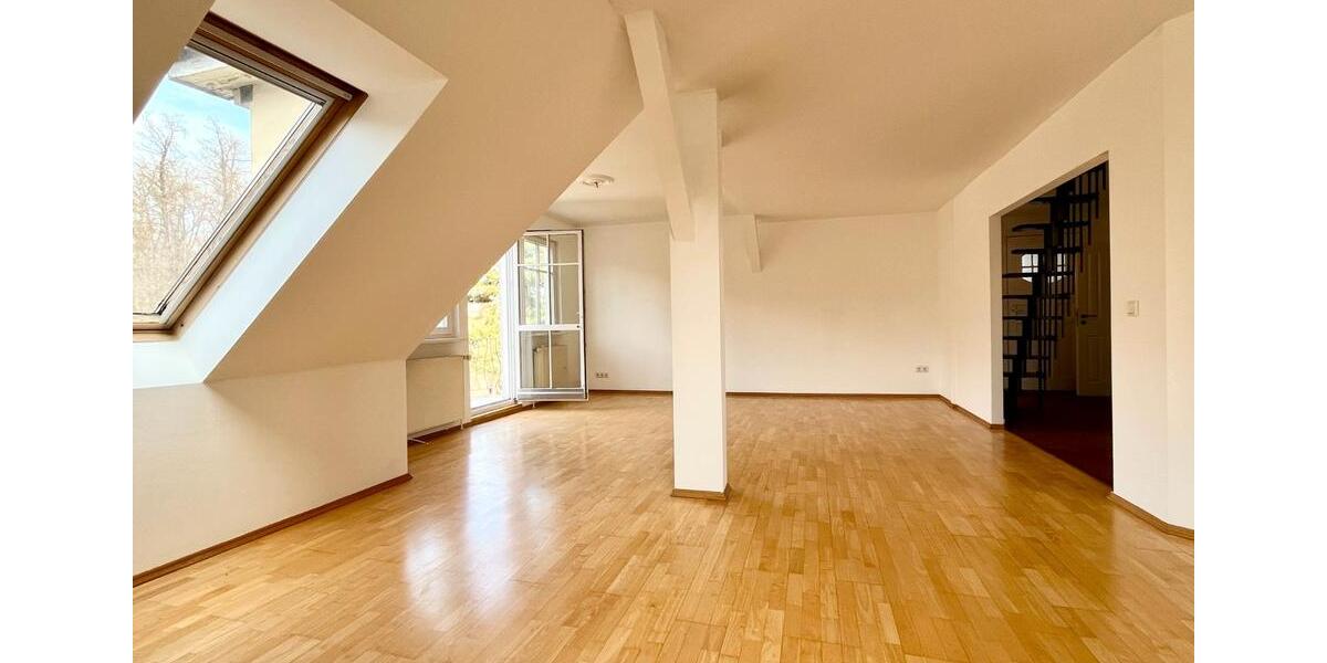 Dachgeschoßwohnung Panketal - 2.5 Zimmer, 85 m&sup2;, 1.365&euro; | Angebot:26014544