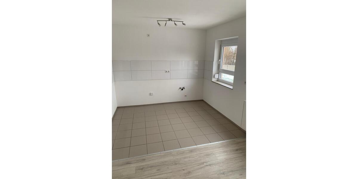 Erdgeschoßwohnung Giengen an der Brenz - 2 Zimmer, 72 m&sup2;, 1.200&euro; | Angebot:23706354