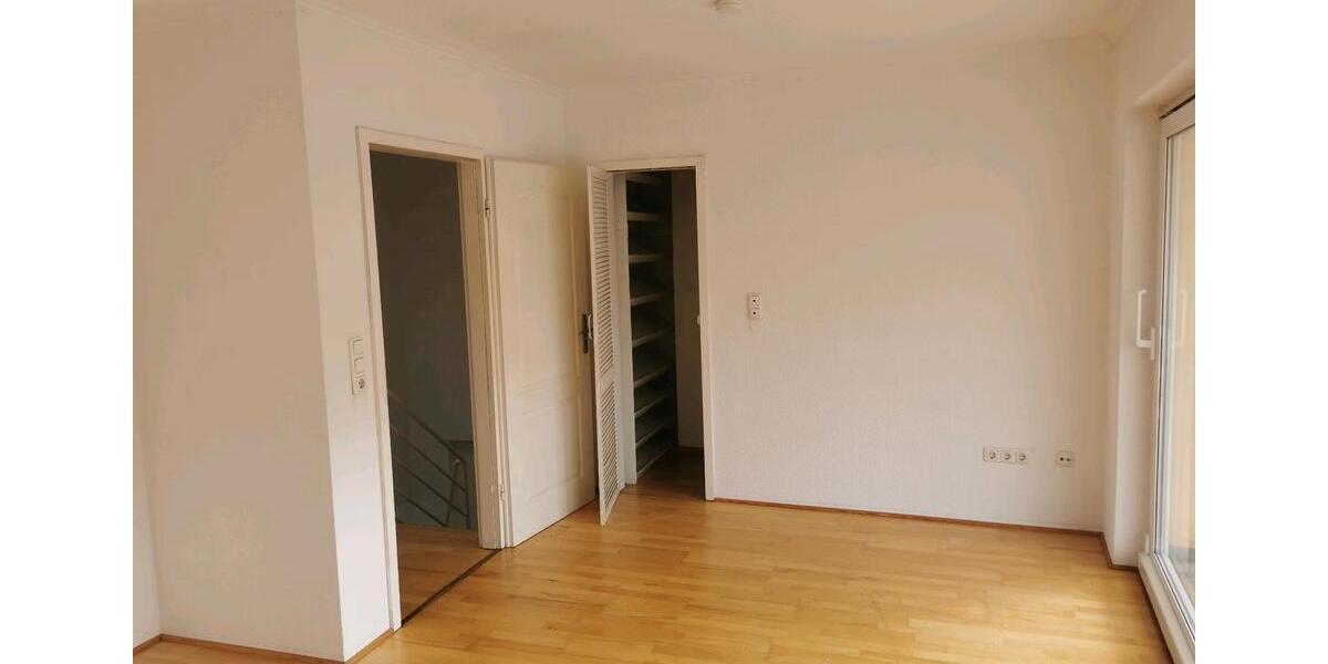 Maisonettenwohnung Sprendlingen - 3 Zimmer, 117 m&sup2;, 1.500&euro; | Angebot:24641727