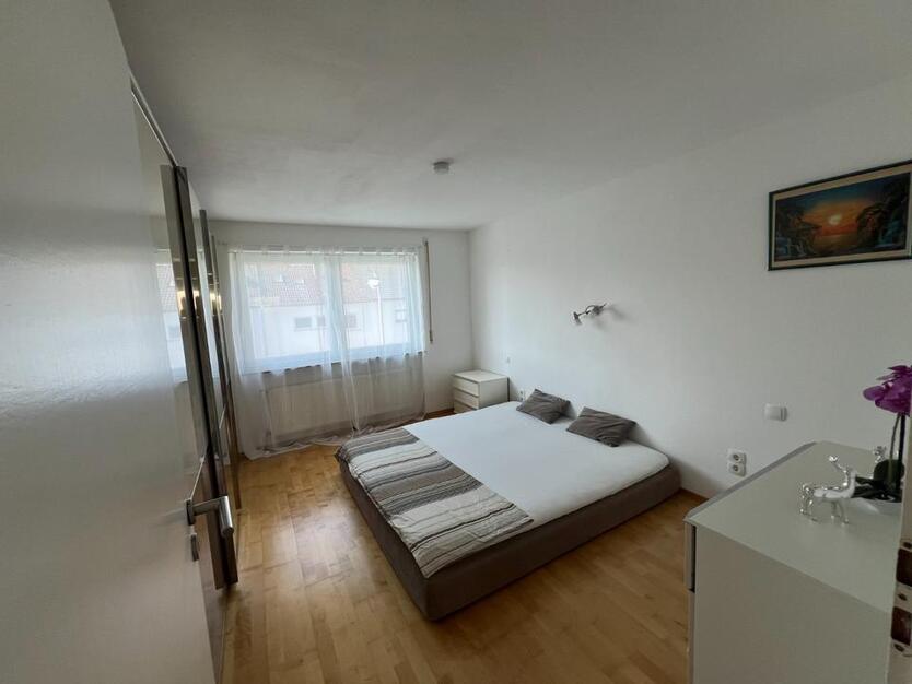 Doppelhaushälfte mit Sauna, Whirlpool & PV-Anlage zu vermieten