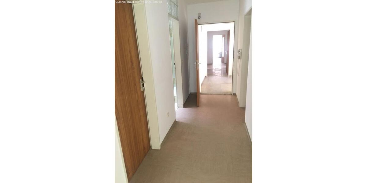 Etagenwohnung Neustadt an der Waldnaab - 2 Zimmer, 51 m&sup2;, 480&euro; | Angebot:24741171