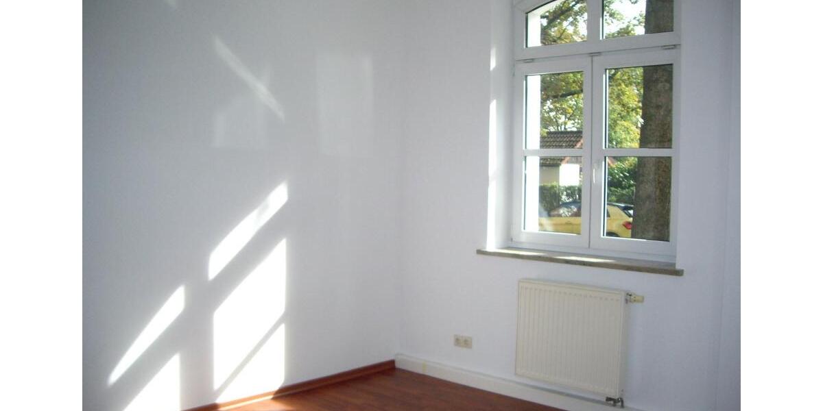 Erdgeschoßwohnung Nürnberg Hasenbuck - 5 Zimmer, 140 m&sup2;, 1.200&euro; | Angebot:21597782