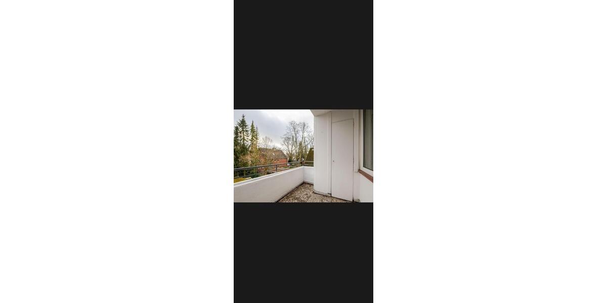 Dachgeschoßwohnung Hamburg Schnelsen - 2 Zimmer, 50 m&sup2;, 1.250&euro; | Angebot:25990308