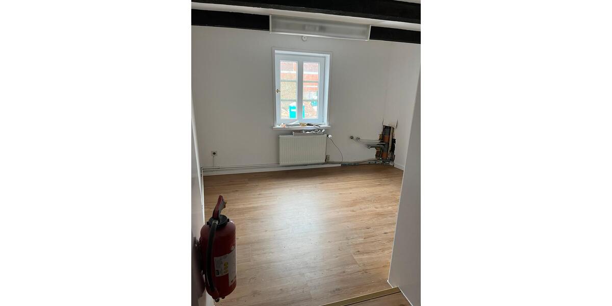 Reihenhaus Stade - 7 Zimmer, 152 m&sup2;, 1.824&euro; | Angebot:25648339