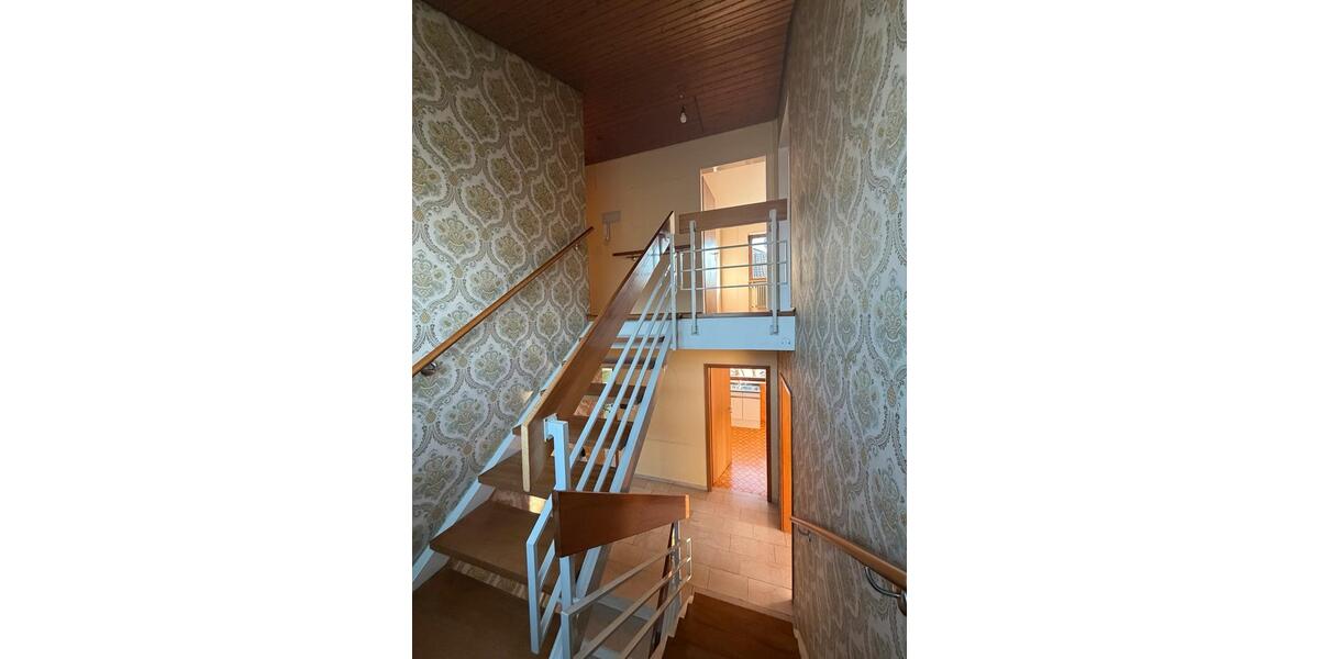 Einfamilienhaus Niefern-Öschelbronn Öschelbronn - 6 Zimmer, 133 m&sup2;, 2.400&euro; | Angebot:24628633