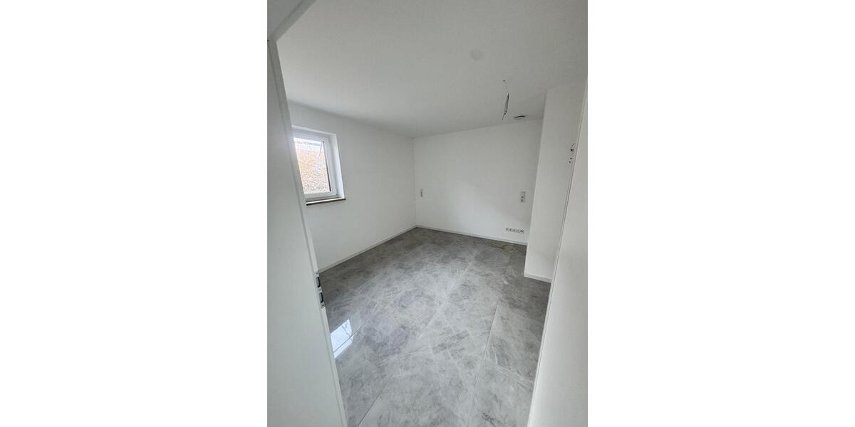 Terrassenwohnung Schernfeld Birkhof - 2 Zimmer, 70 m&sup2;, 1.000&euro; | Angebot:25398822