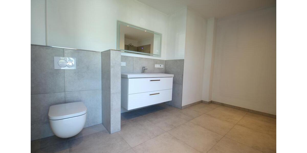 Etagenwohnung Bad Oeynhausen - 3 Zimmer, 141 m&sup2;, 1.551&euro; | Angebot:26637419