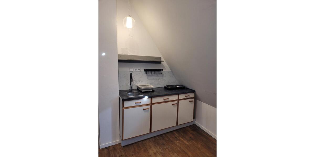 Dachgeschoßwohnung Eltmann - 1.5 Zimmer, 29 m&sup2;, 430&euro; | Angebot:23996901