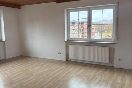 Wohnung Amberg - 4 Zimmer, 105 m&sup2;, 900&euro; | Angebot:25148489