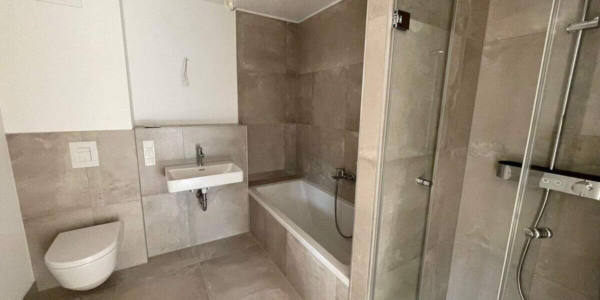 Etagenwohnung Göttingen Weende - 5 Zimmer, 109 m&sup2;, 1.920&euro; | Angebot:25727855