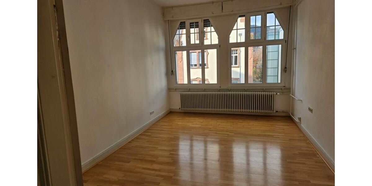 Großzügige Wohnung im beliebten Südviertel von Marburg 3 zimmer
