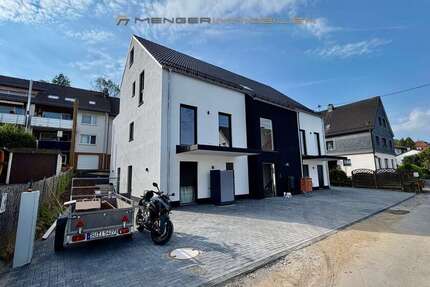 Wohnung Bergneustadt - 2.5 Zimmer, 70 m&sup2;, 910&euro; | Angebot:27251835