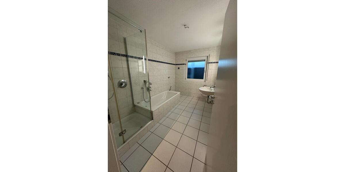 Erdgeschoßwohnung Berglen - 2.5 Zimmer, 85 m&sup2;, 1.010&euro; | Angebot:24745361