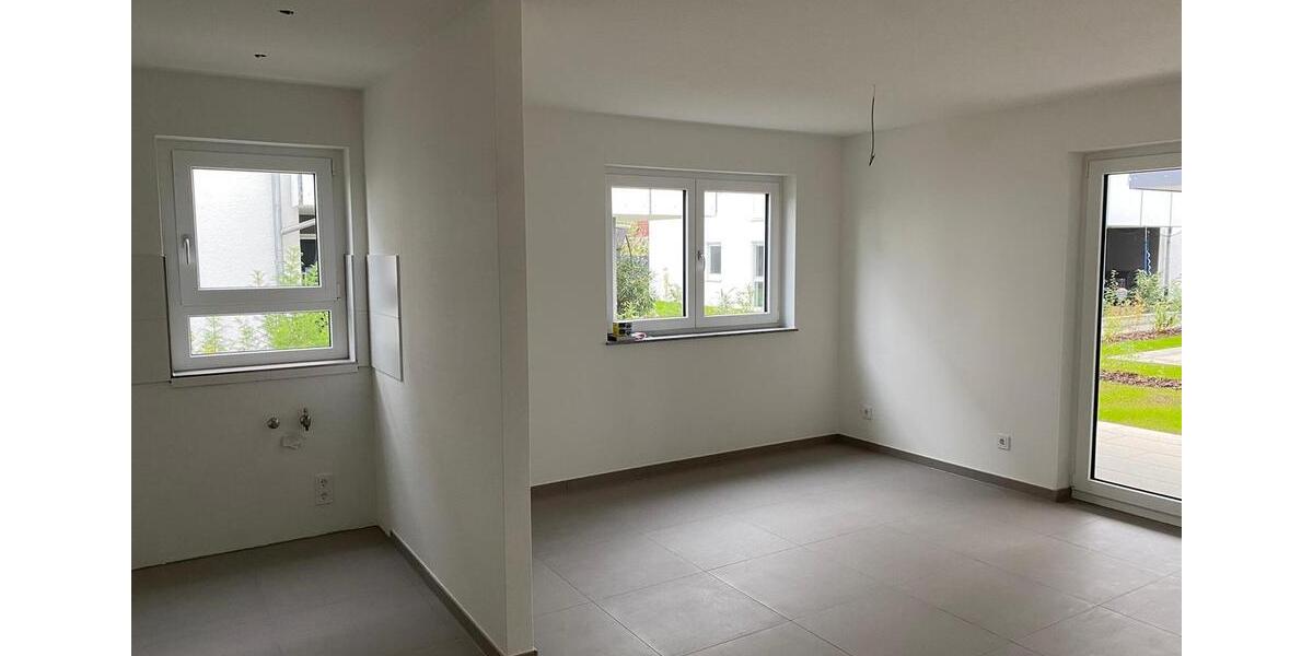 Erdgeschoßwohnung Bad Friedrichshall - 3 Zimmer, 68 m&sup2;, 1.050&euro; | Angebot:26017973