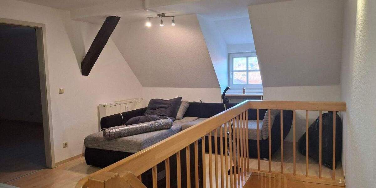 Etagenwohnung Hildburghausen Wallrabs - 2 Zimmer, 72 m&sup2;, 480&euro; | Angebot:23192034