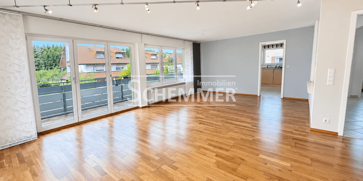 Etagenwohnung Simonswald - 5 Zimmer, 176 m&sup2;, 1.540&euro; | Angebot:27437765