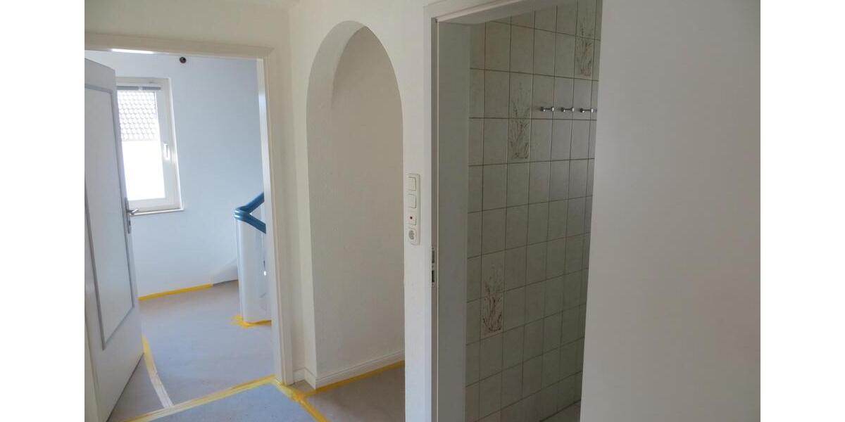 Etagenwohnung Hasselroth - 3 Zimmer, 95 m&sup2;, 890&euro; | Angebot:26577776