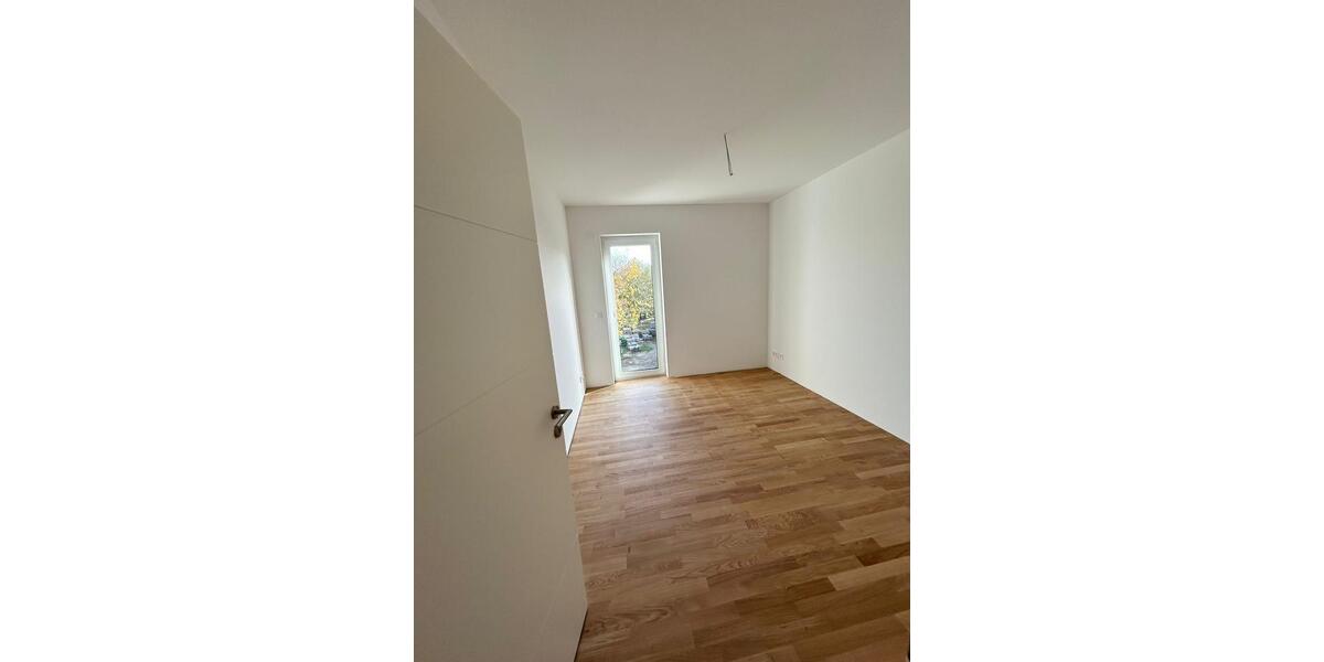 Einfamilienhaus Neuruppin - 3.5 Zimmer, 100 m&sup2;, 1.970&euro; | Angebot:25418203