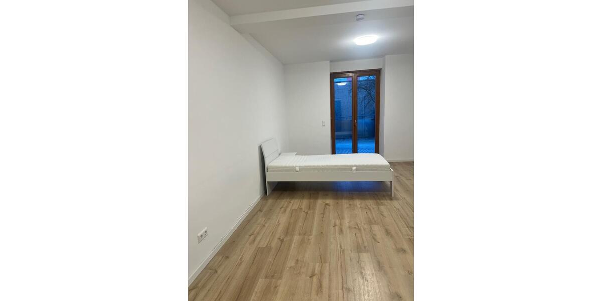 Erdgeschoßwohnung Karlsruhe Südstadt - 1 Zimmer, 21 m&sup2;, 750&euro; | Angebot:24842590