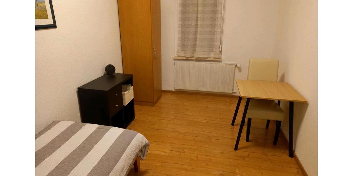 Wohnen auf Zeit Gernsbach - 5 Zimmer, 100 m&sup2;, 29&euro; | Angebot:24983335
