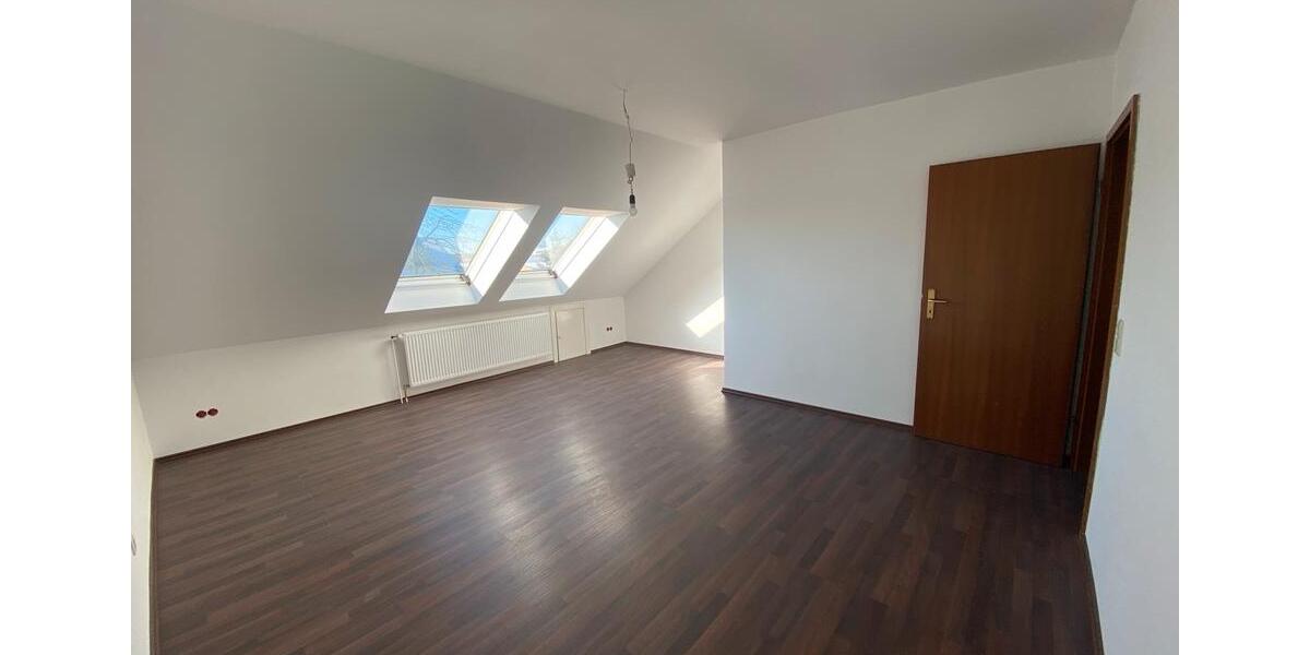 Etagenwohnung Dieburg - 4 Zimmer, 124 m&sup2;, 1.700&euro; | Angebot:26268507