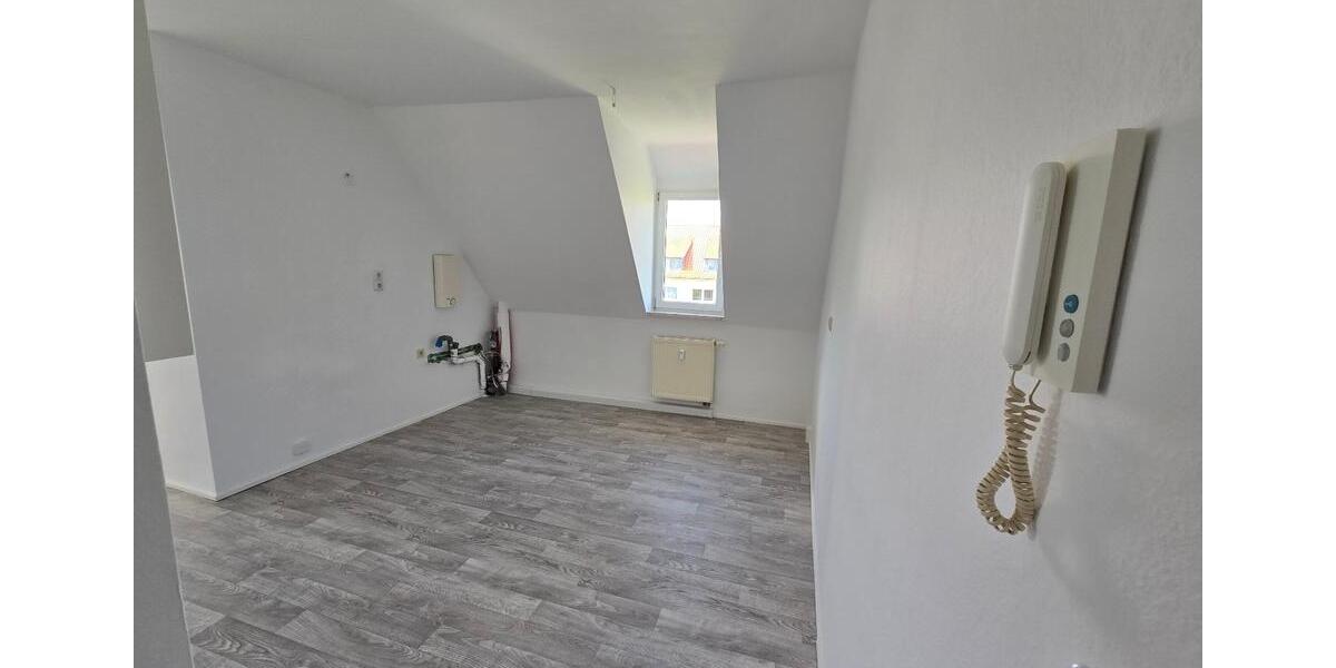 Etagenwohnung Grimma - 3 Zimmer, 69 m&sup2;, 349&euro; | Angebot:26657643