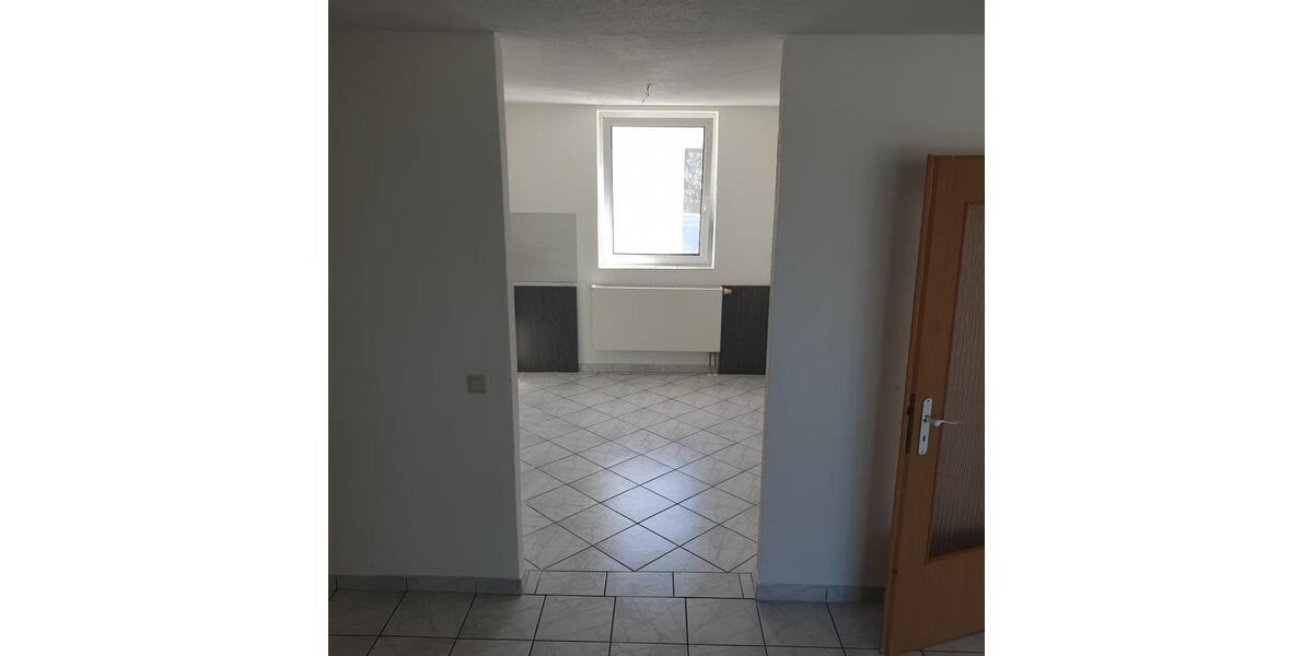 Erdgeschoßwohnung Gunzenhausen - 4 Zimmer, 120 m&sup2;, 800&euro; | Angebot:25048073