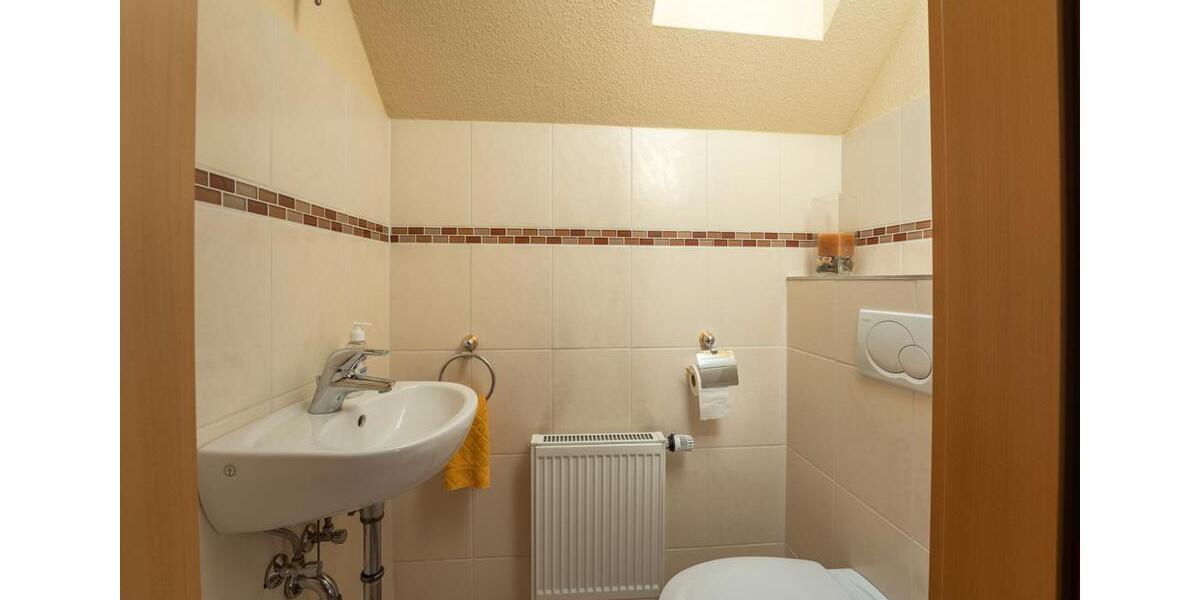 Reihenhaus Vellmar - 6 Zimmer, 134 m&sup2;, 1.700&euro; | Angebot:26638724