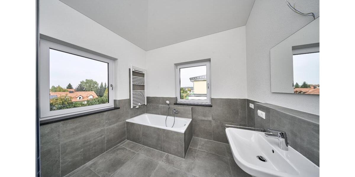 Einfamilienhaus Mindelheim - 4 Zimmer, 125 m&sup2;, 1.535&euro; | Angebot:26675042