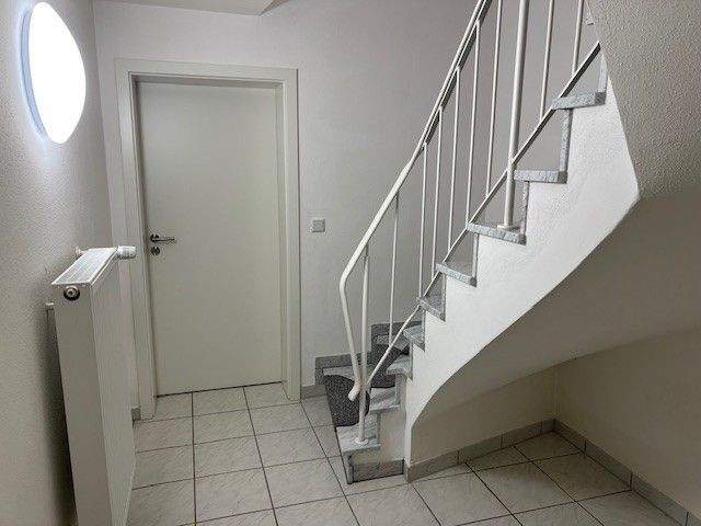 Hell - modern - top gepflegt: Doppelhaushälfte in Baar-Ebenhausen 4 zimmer