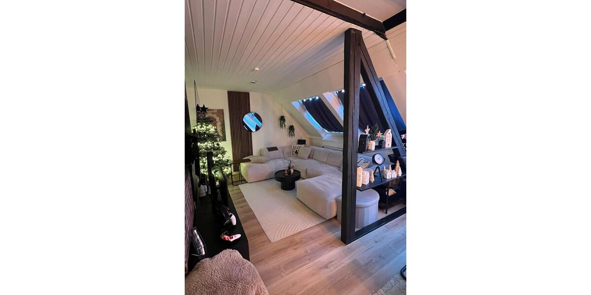 Dachgeschoßwohnung Jülich - 2 Zimmer, 76 m&sup2;, 836&euro; | Angebot:24381386