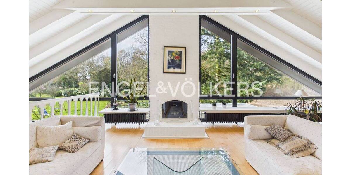 Einfamilienhaus Krefeld Traar - 6 Zimmer, 286 m&sup2;, 2.860&euro; | Angebot:25972018