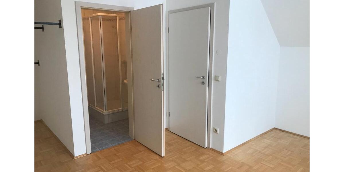 Hochparterre Straubing - 3 Zimmer, 85 m&sup2;, 810&euro; | Angebot:26664500