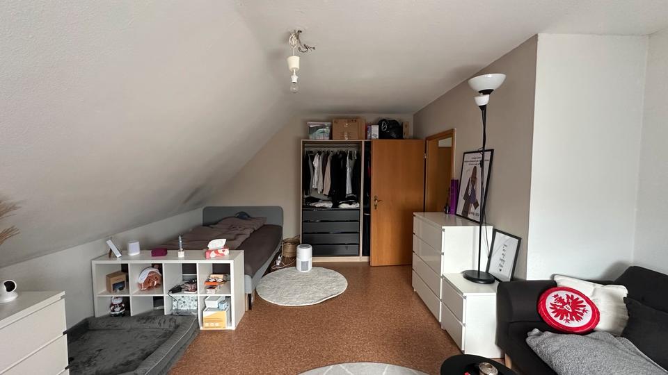 Dachgeschoßwohnung Griesheim - 1 Zimmer, 40 m&sup2;, 815&euro; | Angebot:26020923