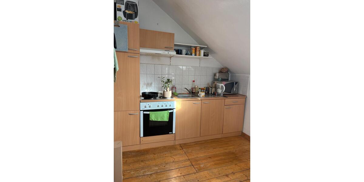 Dachgeschoßwohnung Bonn - 1 Zimmer, 36 m&sup2;, 570&euro; | Angebot:25162149