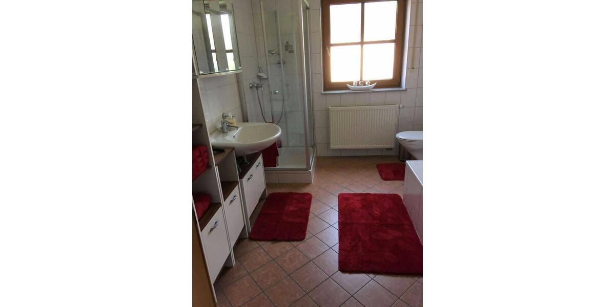 Dachgeschoßwohnung Neunburg vorm Wald - 2 Zimmer, 60 m&sup2;, 710&euro; | Angebot:25868393